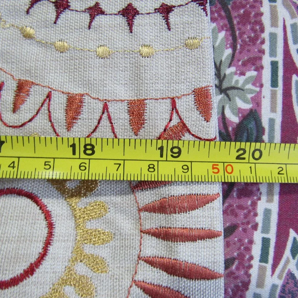 DECORATIVE EMBROIDERED PILLOW CASE 20